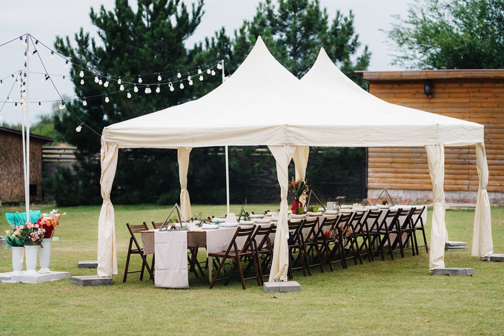 Outdoor event tent